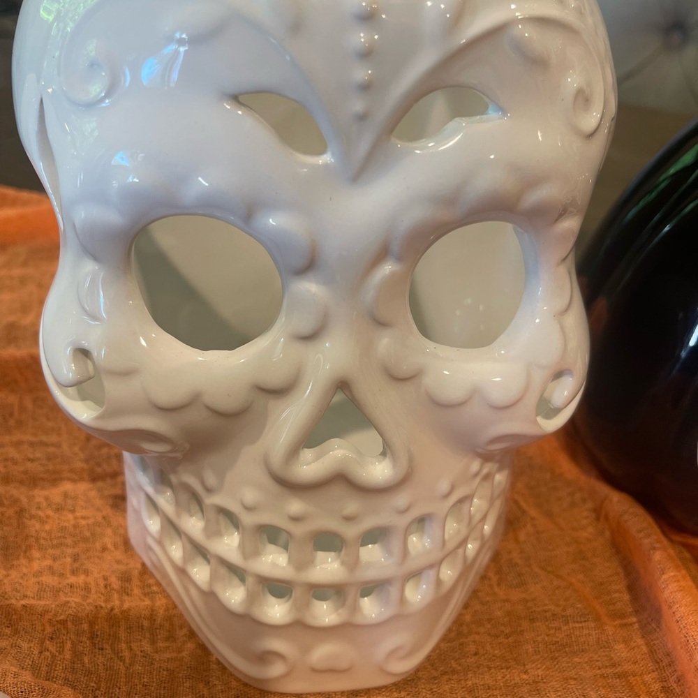 Day of the Dead or HALLOWEEN White Ceramic Skull Home Accent